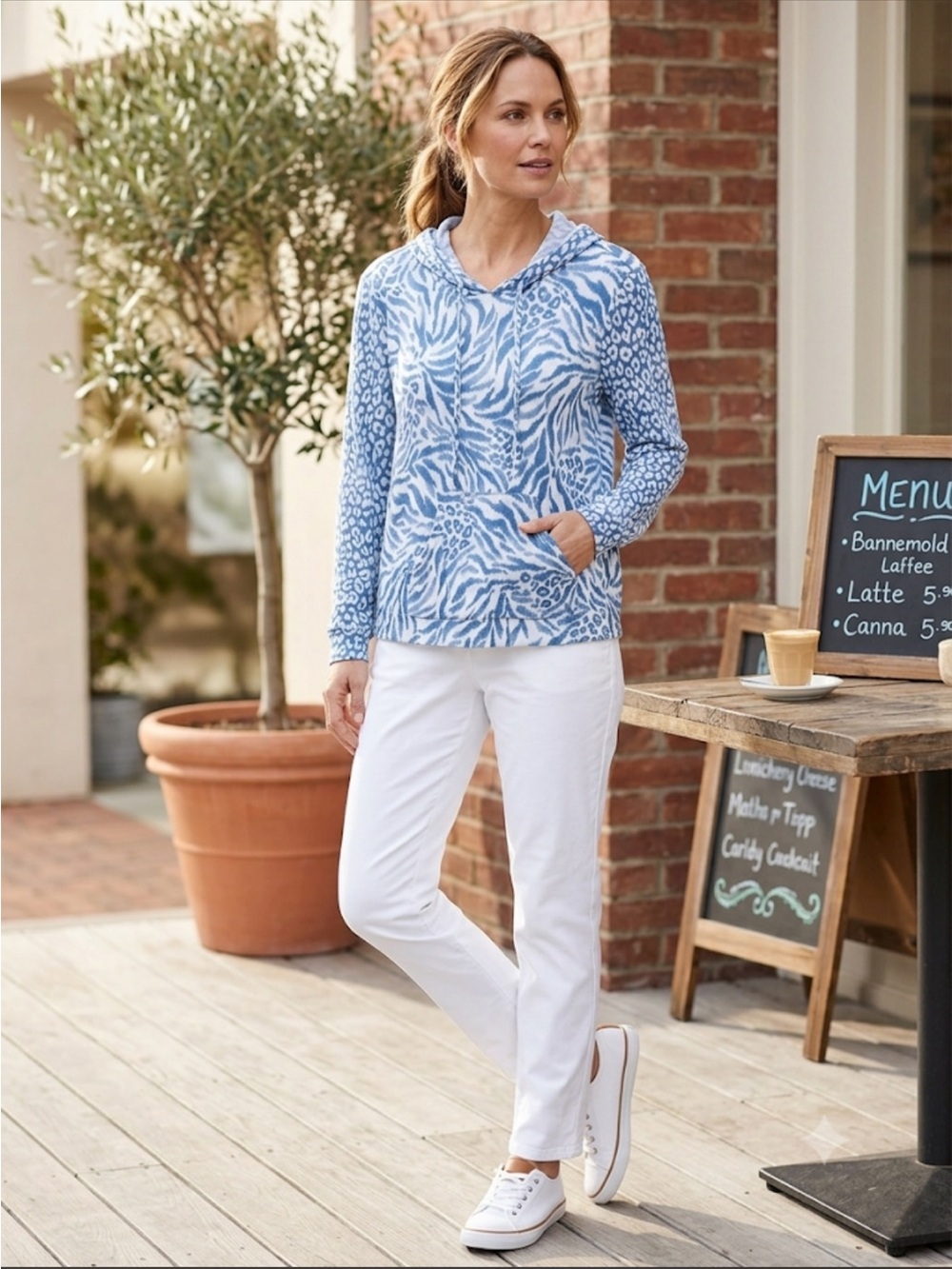Alfred Dunner Blue and White Animal-Print Pullover Hoodie size PM